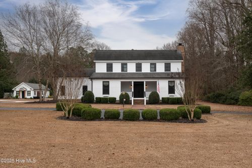 621 V O A Site C Rd, Greenville, NC, 27834-7086 | Card Image