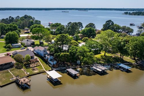 122 Redondo Dr, Gun Barrel City, TX, 75156-3622 | Card Image