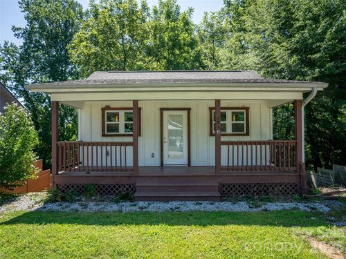 185 Duckworth Ave, Brevard, NC, 28712-3629 | Card Image