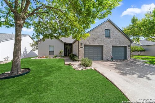 1008 Edinburgh Dr, Kerrville, TX, 78028-2767 | Card Image