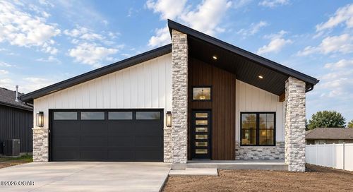 2201 Modern Ave, Carthage, MO, 64836-8691 | Card Image