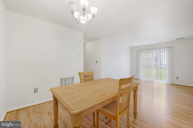21 - 5616 Larson Ct, Condo with 2 bedrooms, 1 bathrooms and null parking in CAPITOL HEIGHTS MD | Image 6