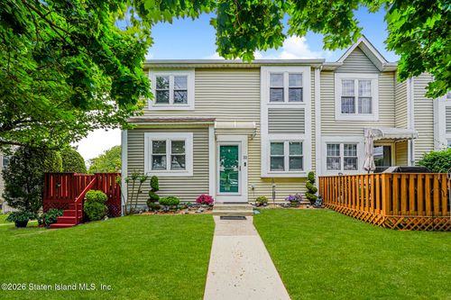 32 Grissom Ave, Staten Island, NY, 10314-4974 | Card Image