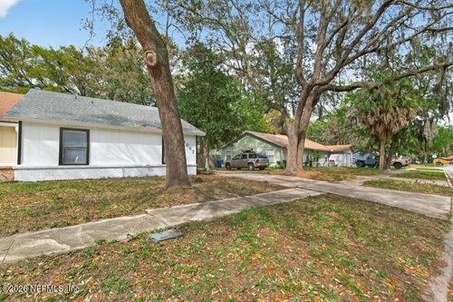 1067 Willow Cove Ct W, Jacksonville, FL, 32233-2765 | Card Image