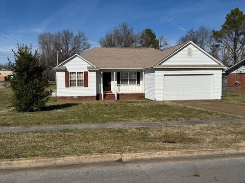 840 Butler St, Bolivar, TN, 38008 | Card Image