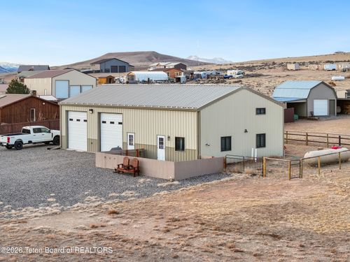 619 Mountain View Dr, Dubois, WY, 82513-5081 | Card Image