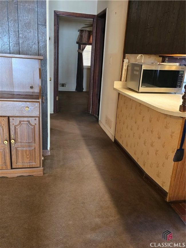 2nd Floor Hallway | Image 40