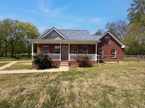 1666 Sparkleberry Dr, Clarksville, TN, 37042-6901 | Card Image