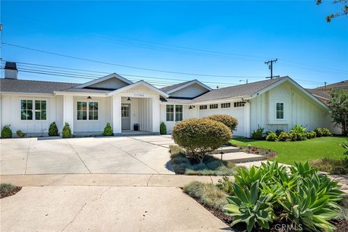 11782 Davenport Rd, Rossmoor, CA, 90720-4309 | Card Image