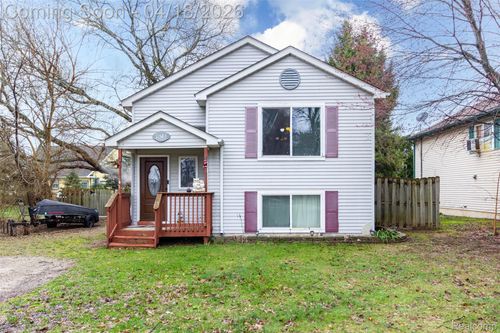 11583 Broadview St, Hartland, MI, 48353-3408 | Card Image