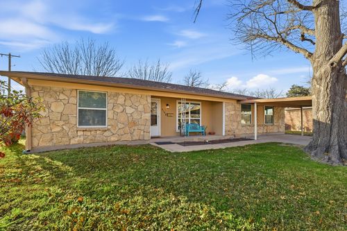 816 Ruidoso Dr, Saginaw, TX, 76179-1935 | Card Image