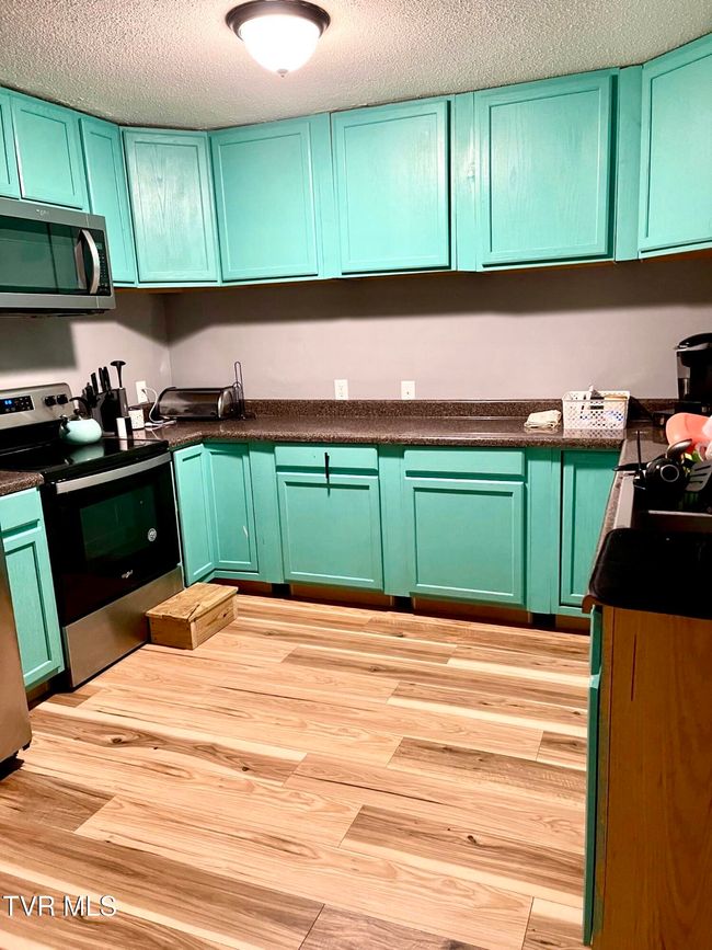 2713 Warren Dr, House other with 3 bedrooms, 3 bathrooms and null parking in Saint Paul VA | Image 5