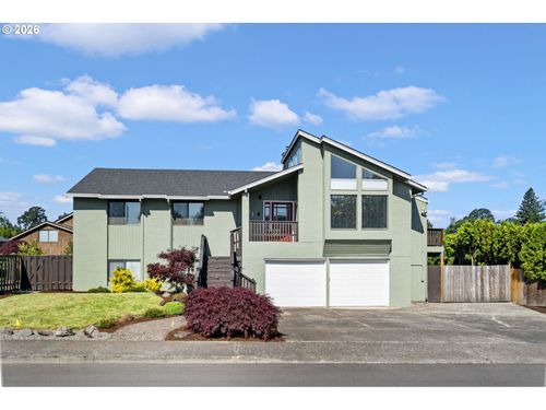 461 Ne 16th Ave, Hillsboro, OR, 97124-3451 | Card Image