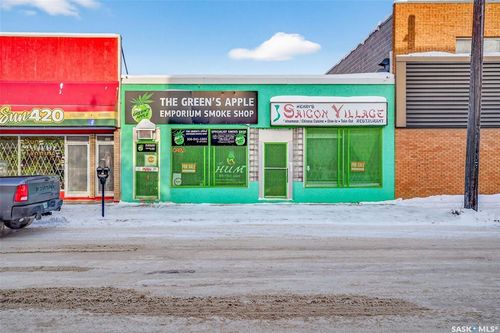 56 13th St W, Prince Albert, SK, S6V3E8 | Card Image