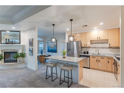 602 - 1827 N Grant St, Home with 2 bedrooms, 1 bathrooms and null parking in Denver CO | Image 3