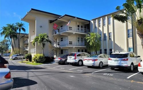 apt-120-9940 47th Ave N, SAINT PETERSBURG, FL, 33708-3221 | Card Image
