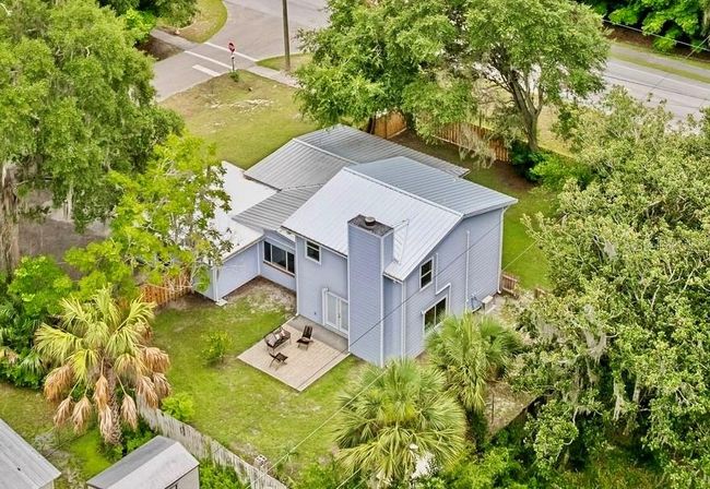 1604 Ne 7 Th St, House other with 5 bedrooms, 3 bathrooms and null parking in Gainesville FL | Image 29