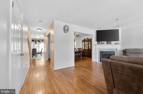 9303 Ispahan Loop, LAUREL, MD, 20708-2873 | Card Image