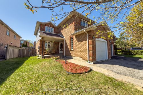 147 Julia Cres, Orillia, ON, L3V7X3 | Card Image