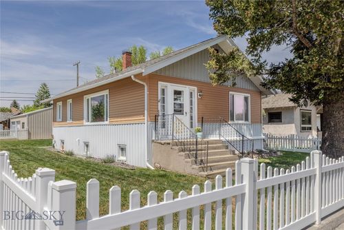 522 W Front St, Livingston, MT, 59047-1810 | Card Image