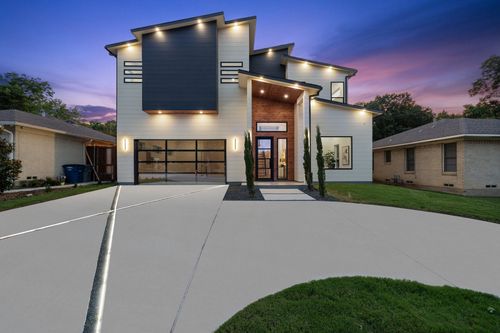 4233 Skillman St, Dallas, TX, 75206-5433 | Card Image