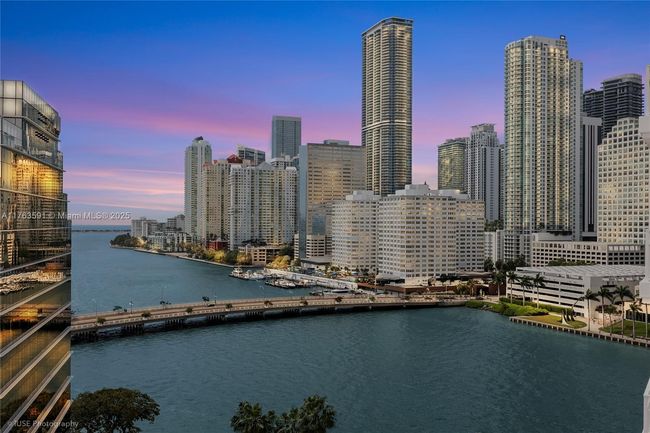APT-1510 - 701 Brickell Key Blvd, Condo with 2 bedrooms, 3 bathrooms and null parking in Miami FL | Image 19