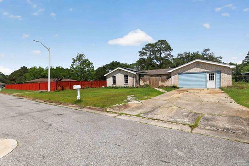420 Chanterelle Dr, Pensacola, FL, 32506-4336 | Card Image
