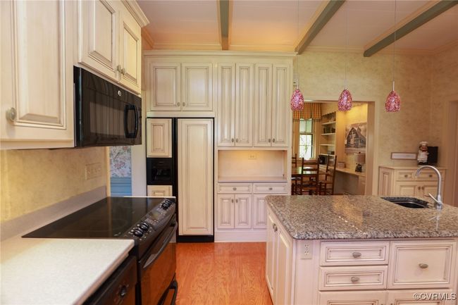 614 Main St, House other with 4 bedrooms, 5 bathrooms and null parking in Blackstone VA | Image 15