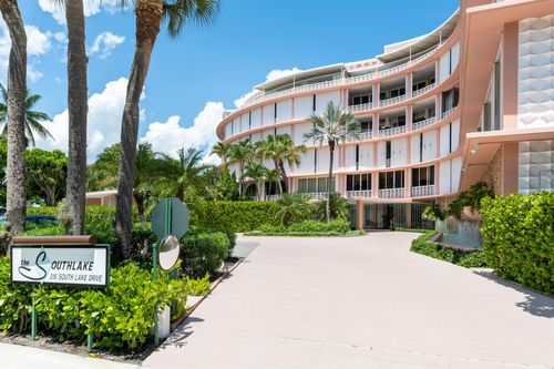 c-315 S Lake Dr, Palm Beach, FL, 33480-4525 | Card Image