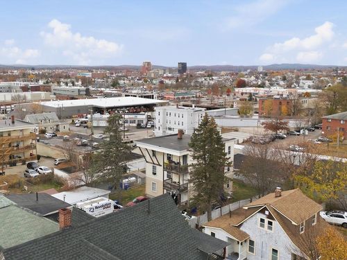 618 Prescott St, Manchester, NH, 03103-4426 | Card Image