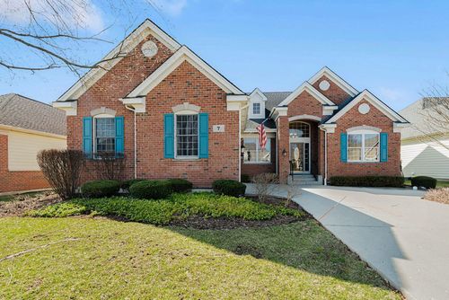 7 Chaco Ct, South Barrington, IL, 60010-1049 | Card Image
