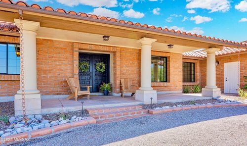 3640 N Calle De Amigos, Tucson, AZ, 85750-2086 | Card Image