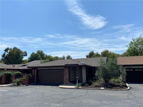 2021 Barclay Ct, Santa Ana, CA, 92701-3104 | Card Image
