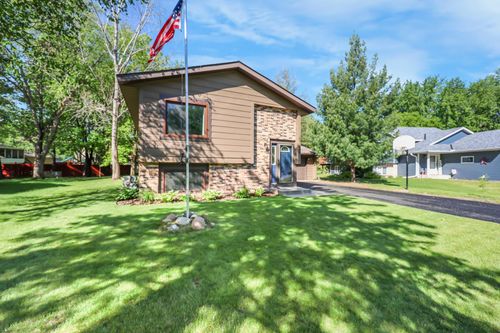 805 3rd Ave N, Sartell, MN, 56377-1443 | Card Image