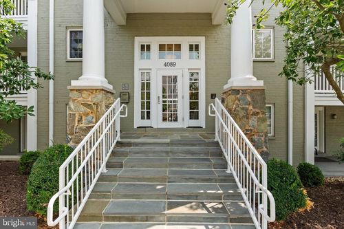 402-4089 S Four Mile Run Dr, ARLINGTON, VA, 22204-5634 | Card Image