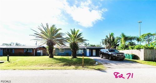 8271 Pelican Rd, Englewood, FL, 34224-8816 | Card Image