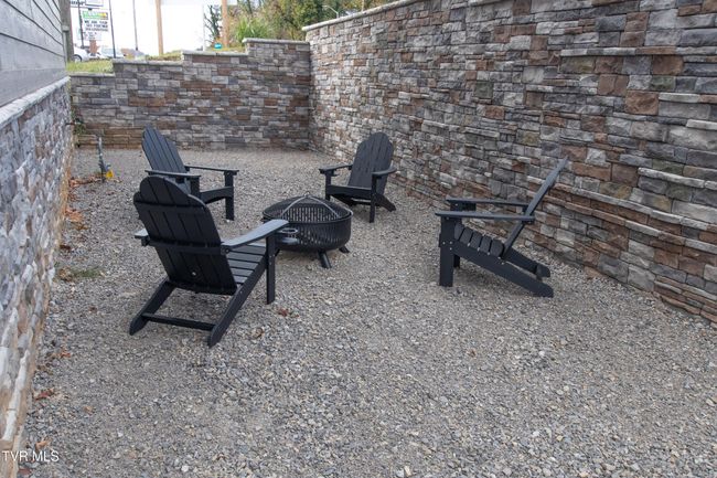 B5 - 577 English St, Home with 3 bedrooms, 3 bathrooms and null parking in Bristol TN | Image 31