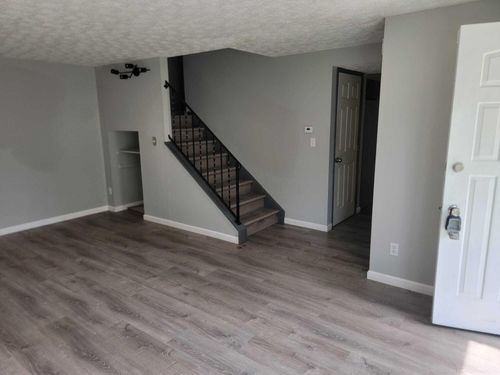 3810 Charbonnett Ct, Columbus, OH, 43232-4912 | Card Image