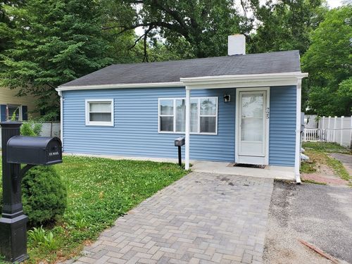 725 Bay St, Springfield, MA, 01109-2930 | Card Image