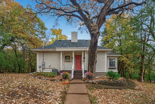 215 Cedar St, White Bear Lake, MN, 55110-1809 | Card Image