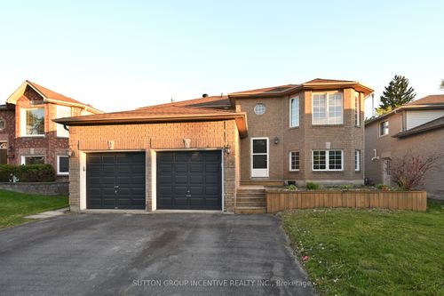 upper-39 Jones Dr, Barrie, ON, L4M6H7 | Card Image