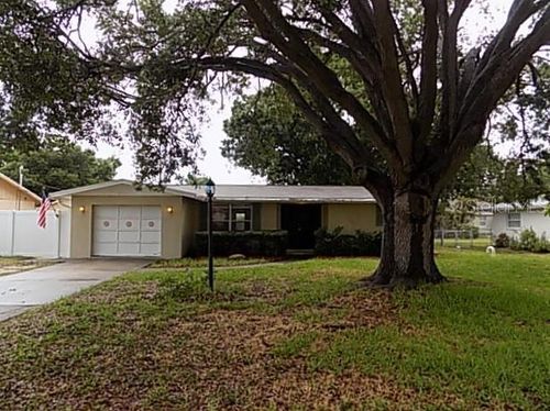 2173 Fiesta Dr, SARASOTA, FL, 34231-4406 | Card Image