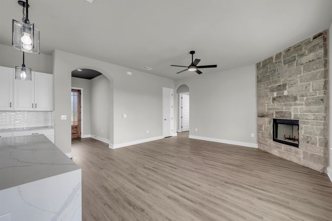 112 Rosebud Ranch Rd, House other with 5 bedrooms, 2 bathrooms and null parking in Bertram TX | Image 7