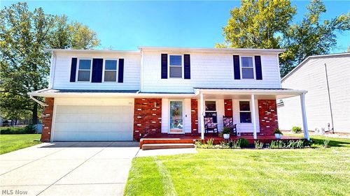 552 Vesely Court, Eastlake, OH, 44095 | Card Image