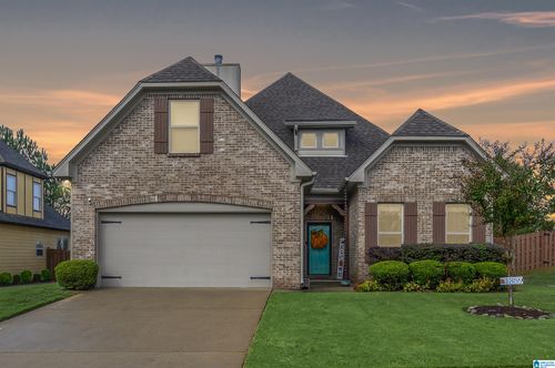1359 Mountain Ln, GARDENDALE, AL, 35071-4201 | Card Image