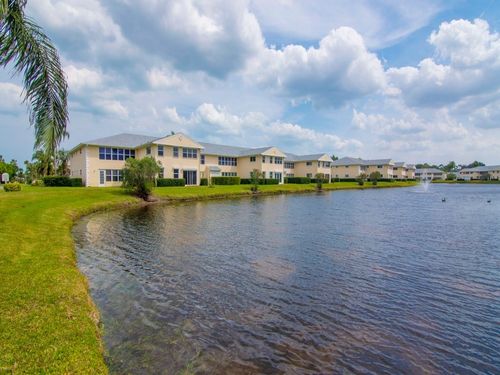 apt-106-605 W Lake Jasmine Cir, Vero Beach, FL, 32962-8557 | Card Image