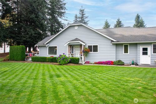 b-6842 Raspberry Dr, Everson, WA, 98247-9664 | Card Image