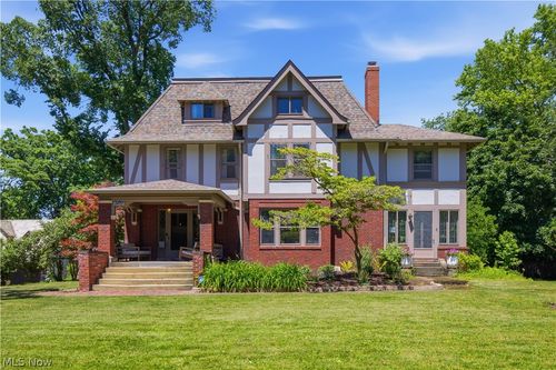 2689 Berkshire Rd, Cleveland Heights, OH, 44106-3361 | Card Image