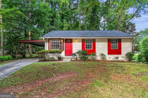 6177 Crestview Ln, Forest Park, GA, 30297-4260 | Card Image