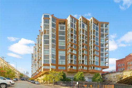 apt-810-2222 Detroit Ave, Cleveland, OH, 44113-2459 | Card Image